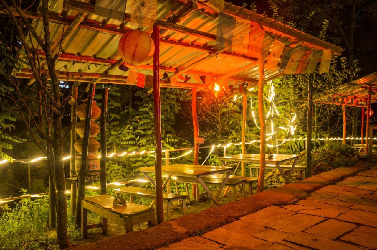 Himtrek Riverside Camps & Hostel Manali Exterior photo