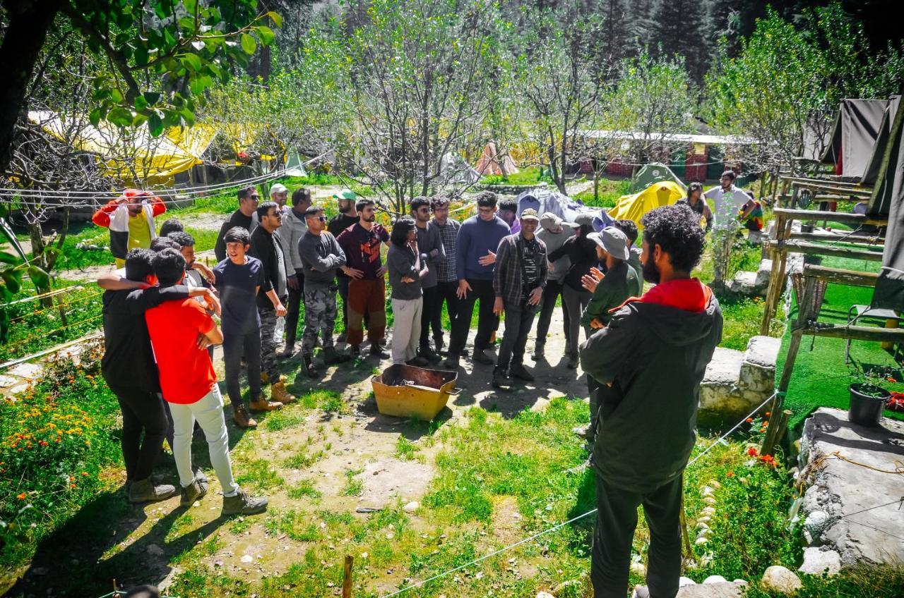 Himtrek Riverside Camps & Hostel Manali Exterior photo