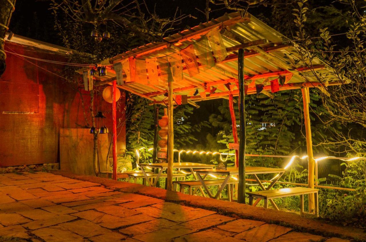 Himtrek Riverside Camps & Hostel Manali Exterior photo